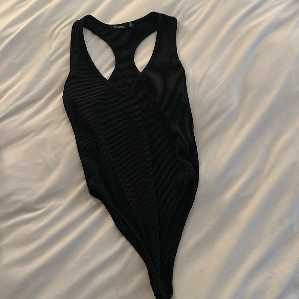Boohoo black ribbed racer back bodysuit